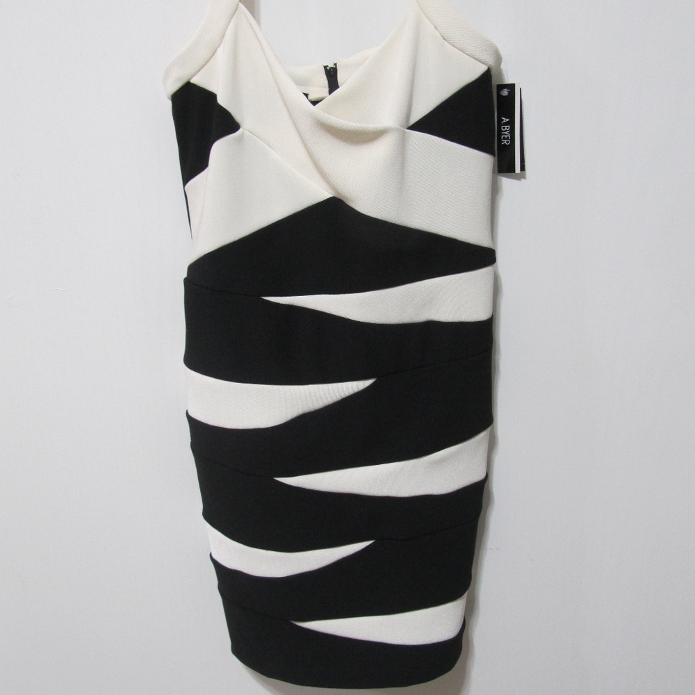 A. Byer Ivory and Black Bandage Dress Size 11